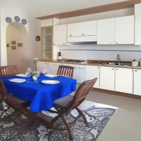 Casa Platamone 2 דירה